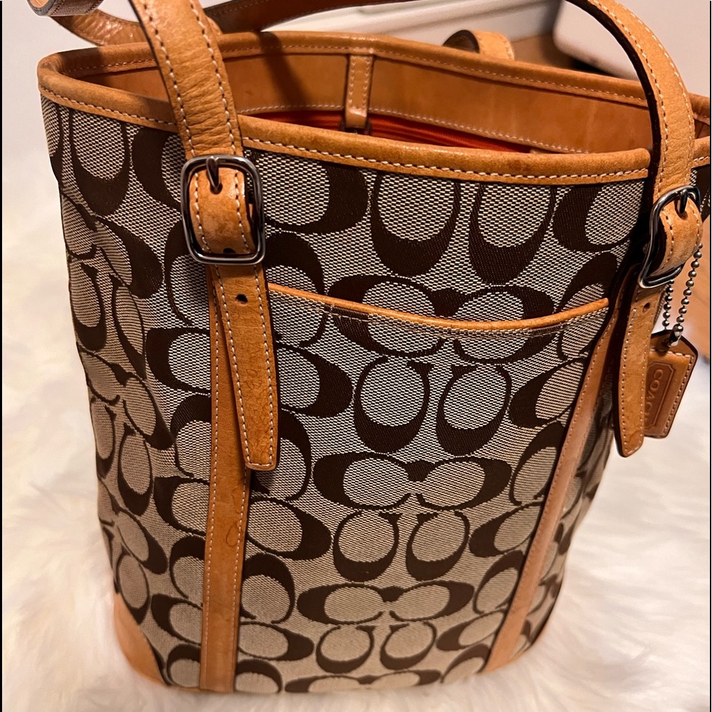 Coach bucket bag